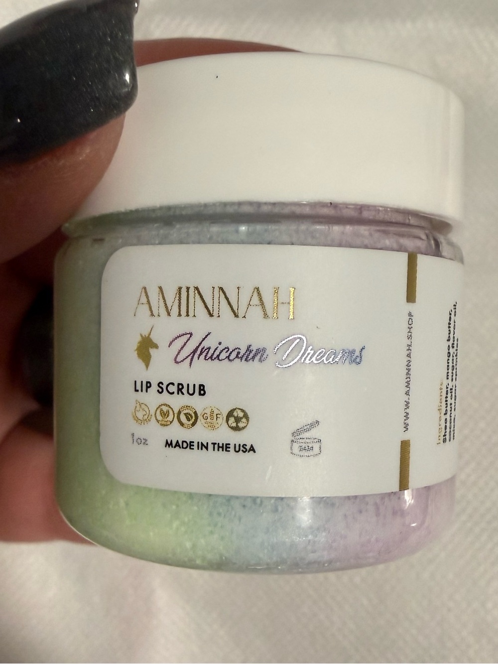 AMINNAH Unicorn Dreams Lip Scrub — Pastel Multi-Color